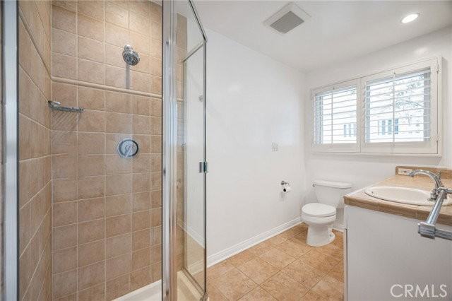 623 14th St - Photo 2 of 8