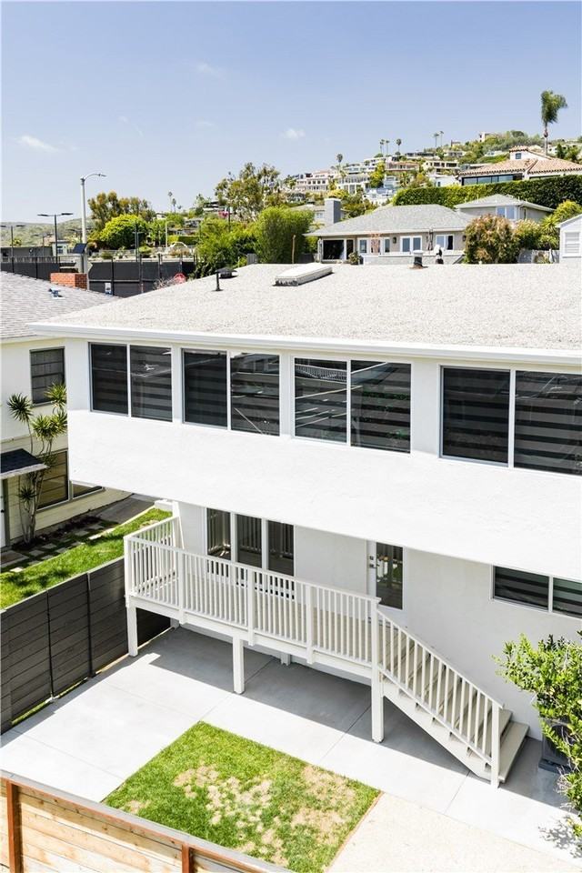 815 Park Ave - Photo 2 of 44