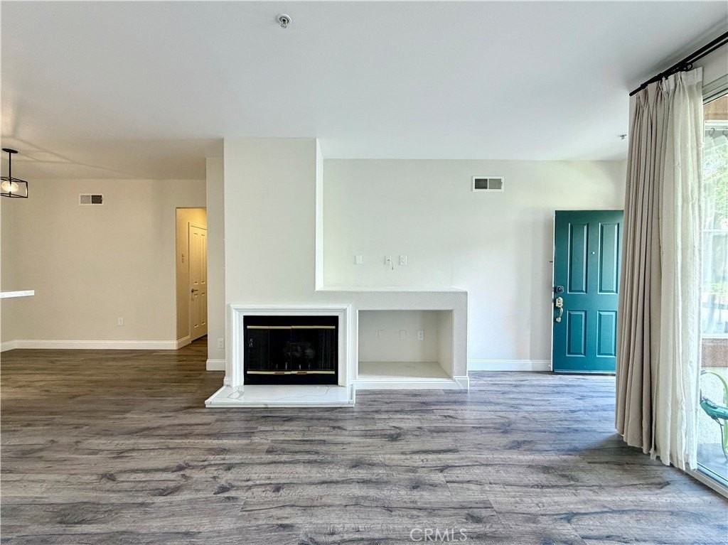 602 Solvay Aisle - Photo 4 of 16