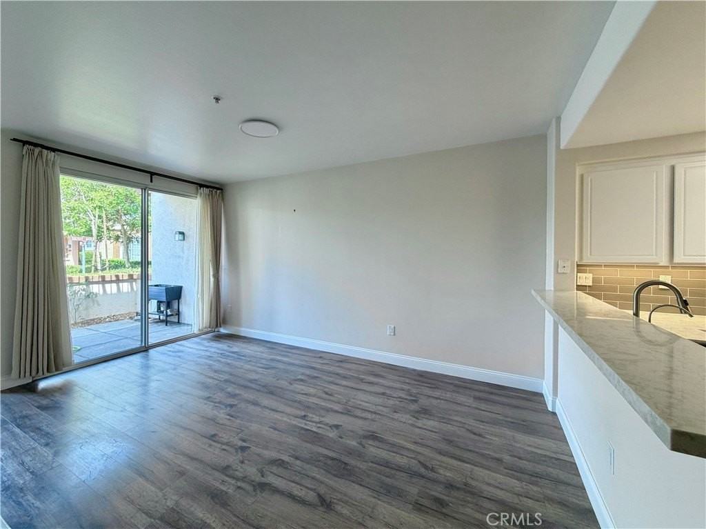 602 Solvay Aisle - Photo 6 of 16
