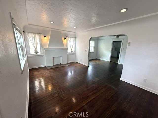 1809 E 65th St - Photo 5 of 17