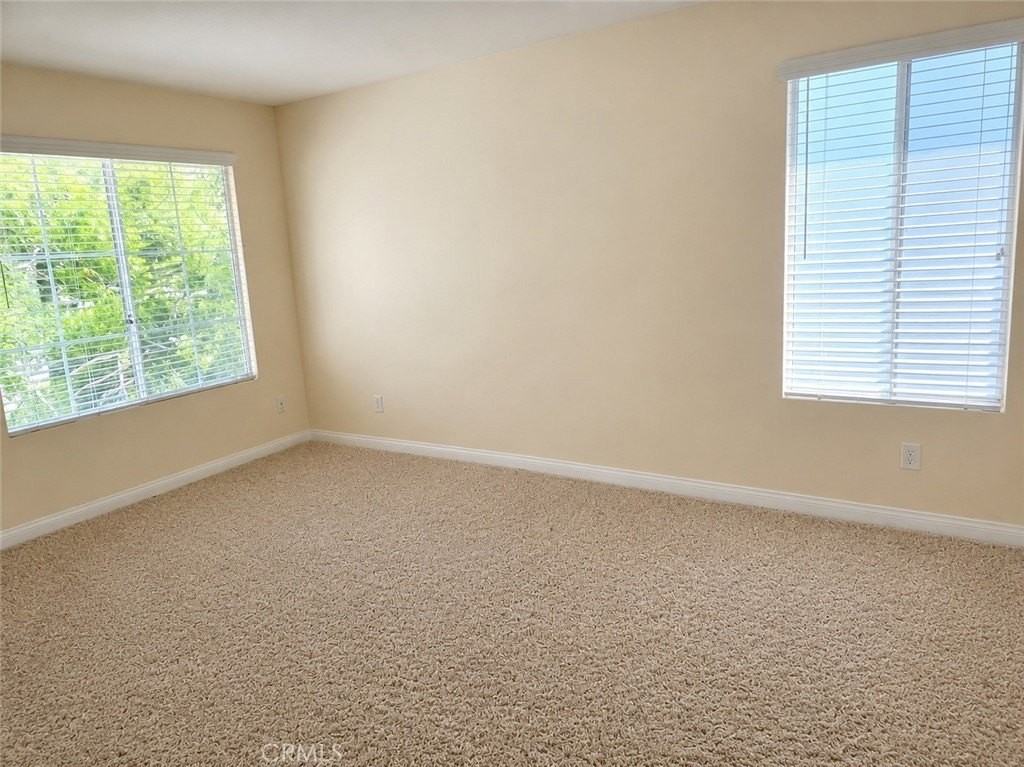 21500 Burbank Blvd #223 - Photo 3 of 9
