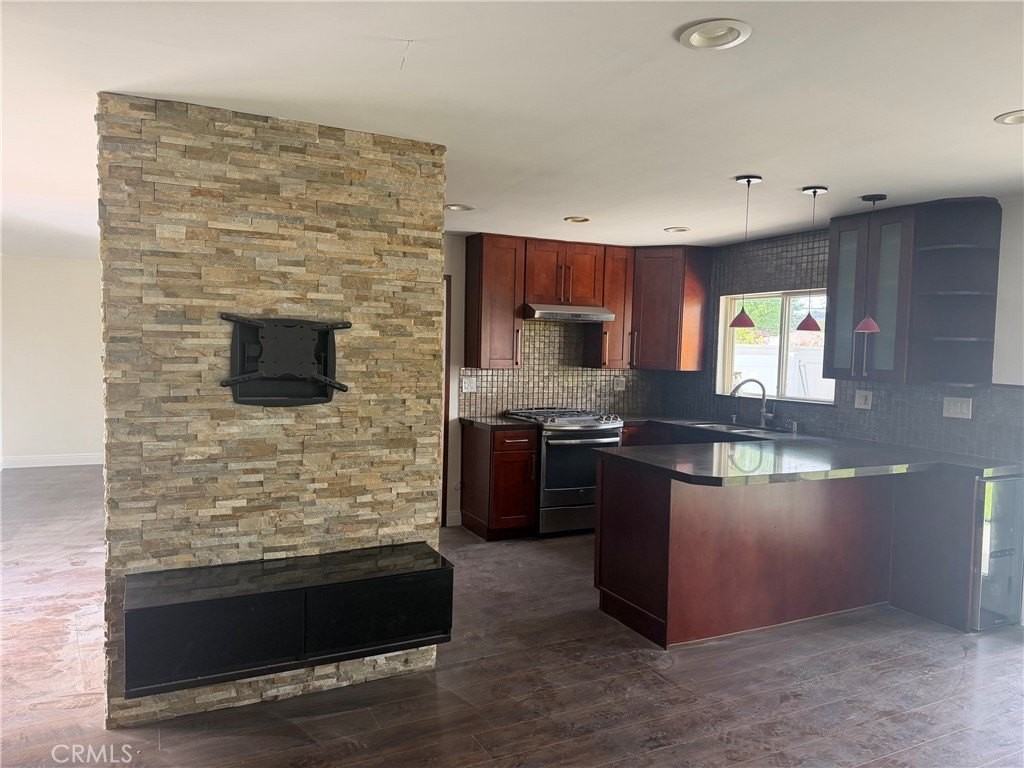 22149 Welby Way - Photo 6 of 16