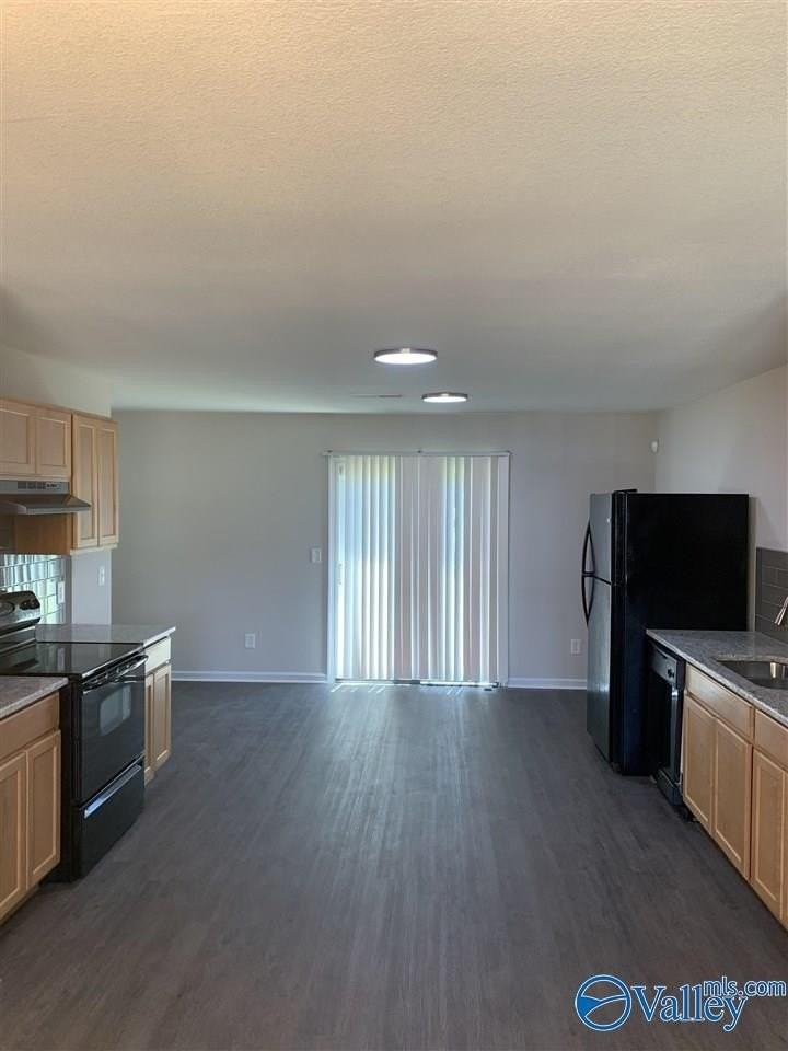 148 Whitestone Dr Ne - Photo 6 of 21