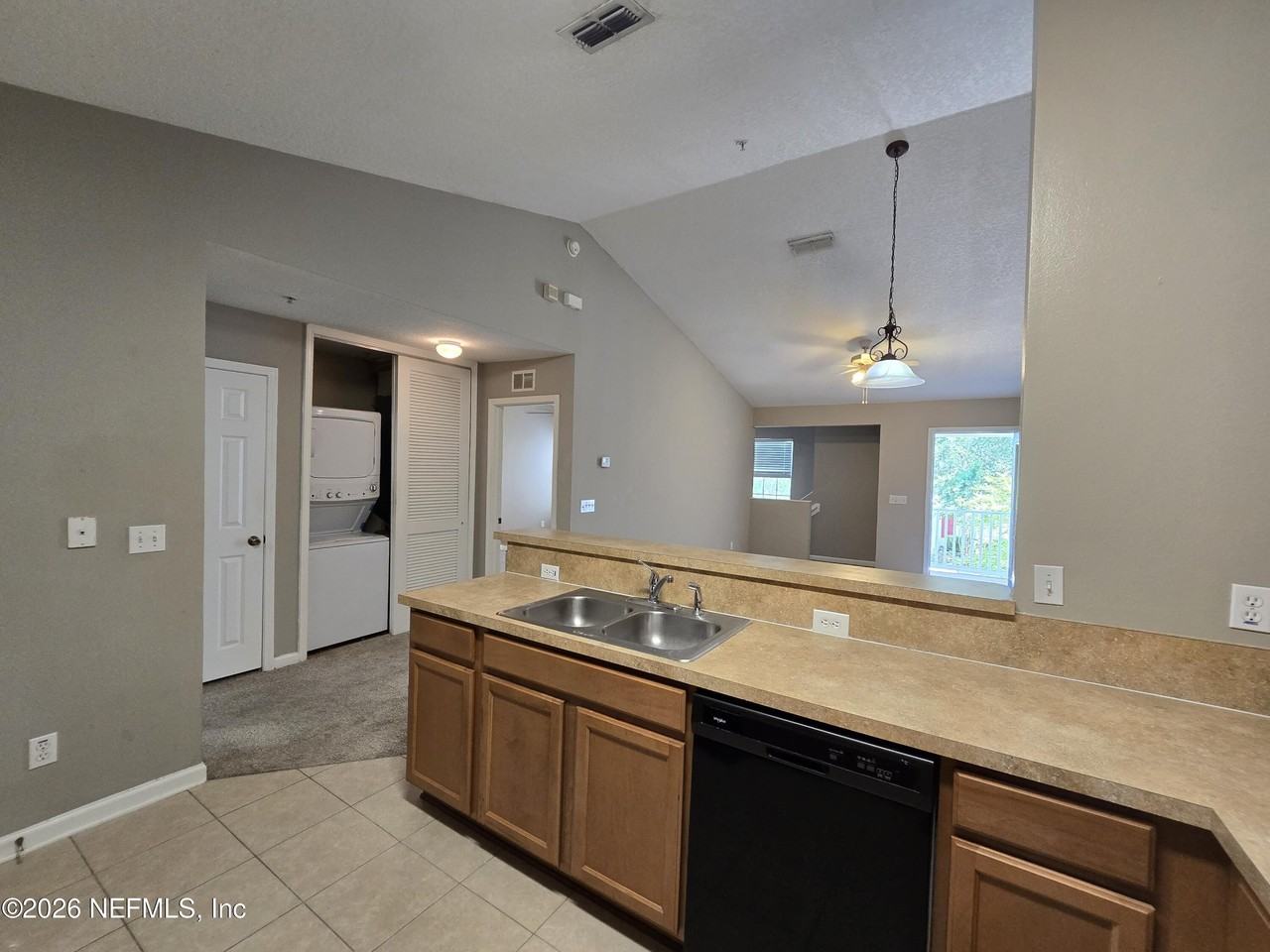 575 Oakleaf Plantation Pkwy #710 - Photo 7 of 18