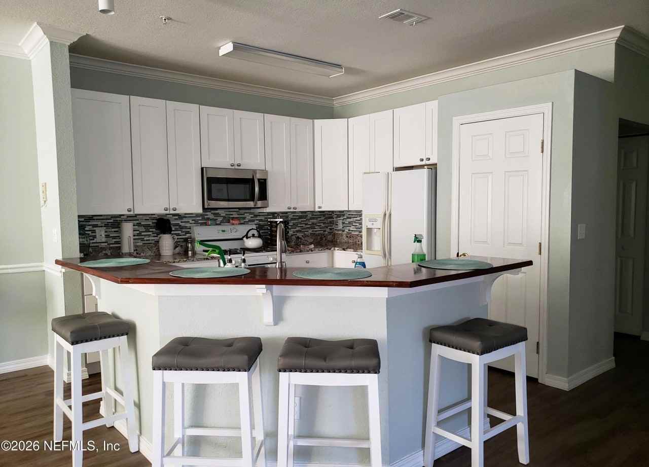 13810 Sutton Park Dr N #410 - Photo 4 of 13