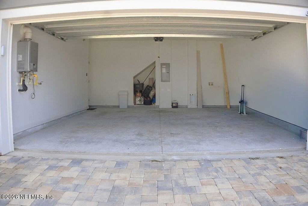 395 Cherry Elm Dr - Photo 3 of 45