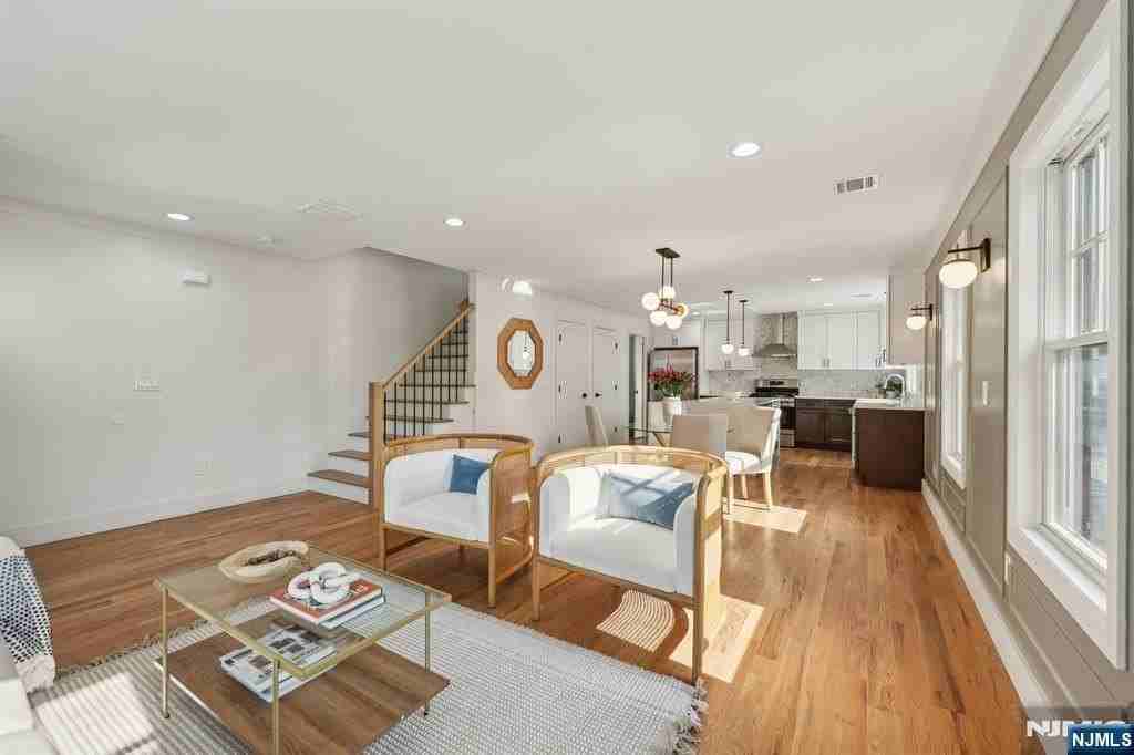 133 Forest St ## 1f - Photo 3 of 22