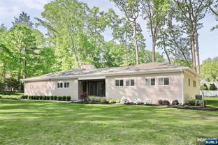 16 Cypress Peak Ln - Photo 1 of 1