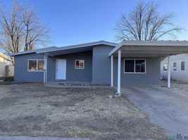 featured image of 1507 W Ray Ave