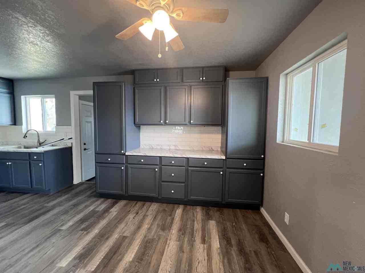 1507 W Ray Ave - Photo 7 of 15