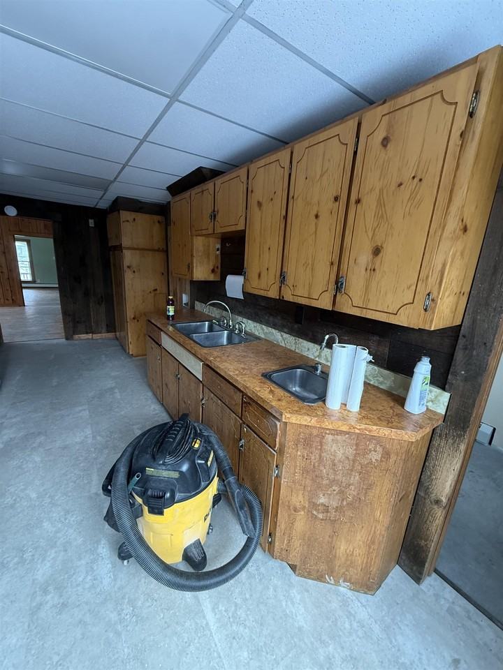 356 Main St - Photo 6 of 15