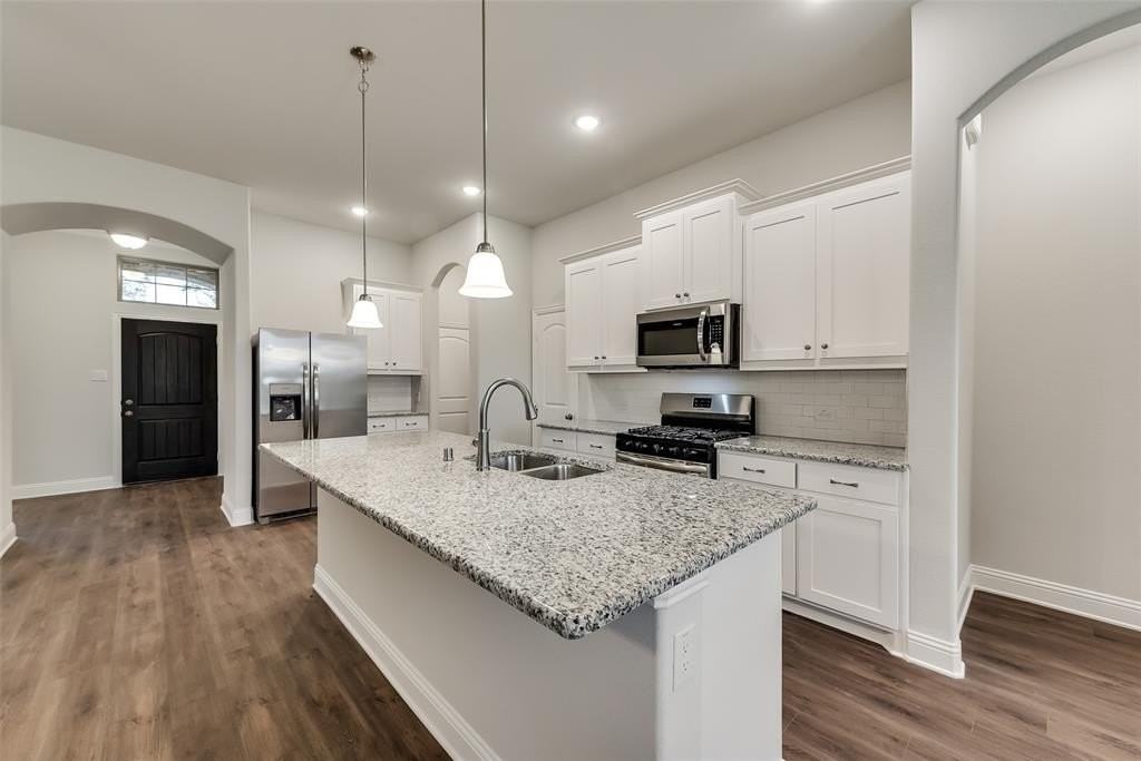 2919 Pronghorn Dr - Photo 4 of 29