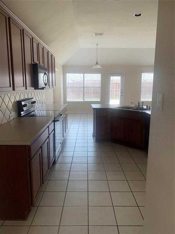 3034 Lakefield Dr - Photo 7 of 22