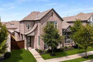 featured image of 1565 Amesbury Way