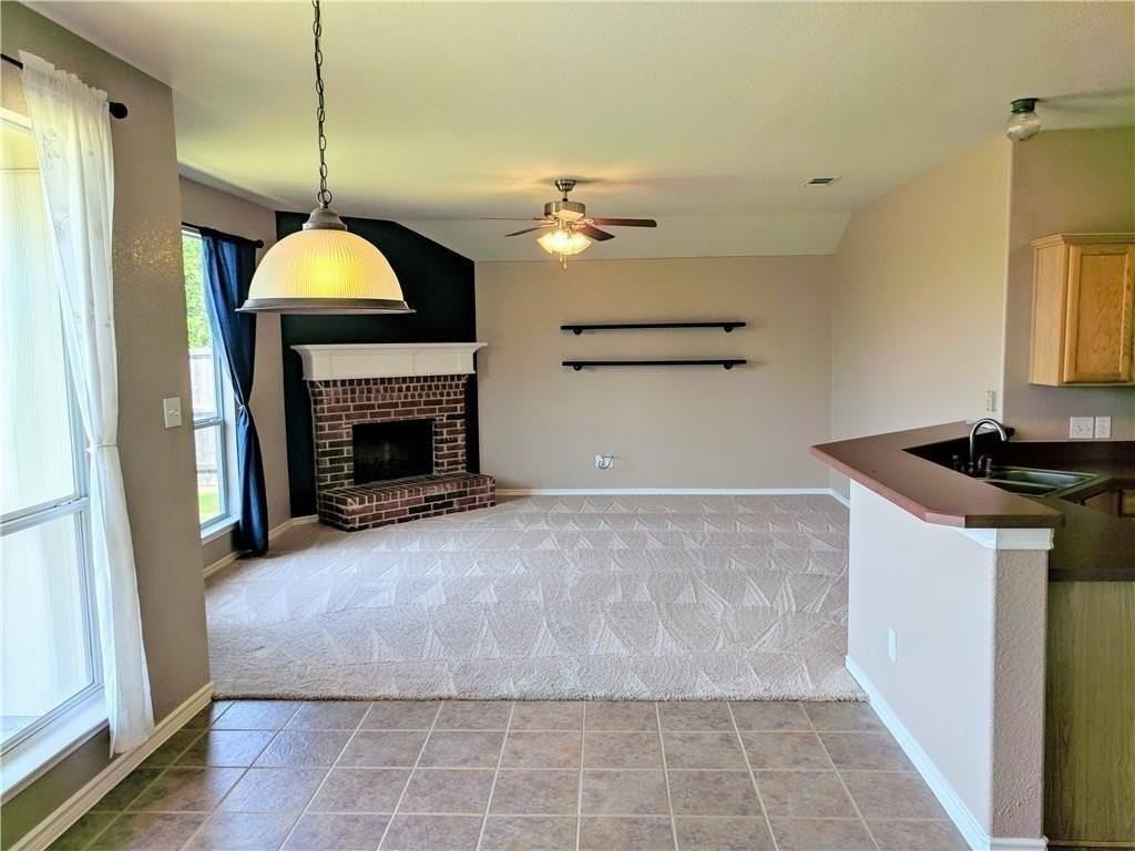 2200 Fieldcrest Dr - Photo 6 of 25