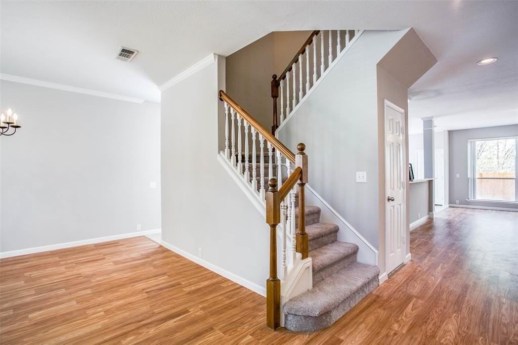 449 Sausalito Dr - Photo 4 of 12