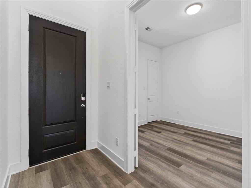 422 Firecrest Ln - Photo 2 of 32