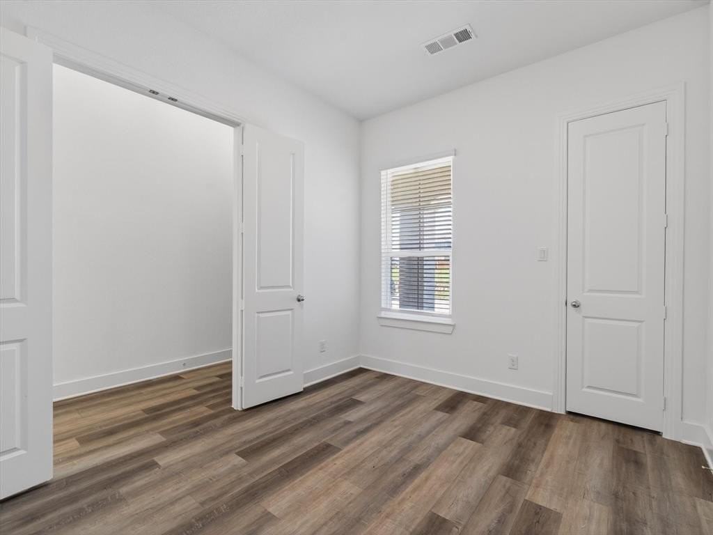 422 Firecrest Ln - Photo 3 of 32