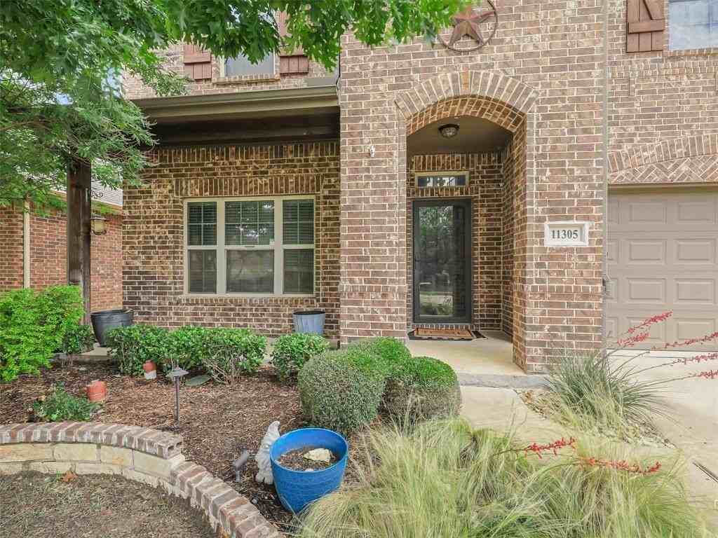 11305 Amistad Dr - Photo 2 of 32