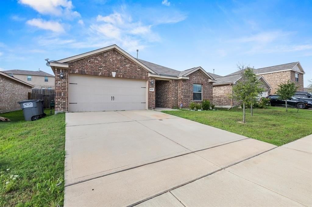 4308 Cat Tail Way - Photo 2 of 19