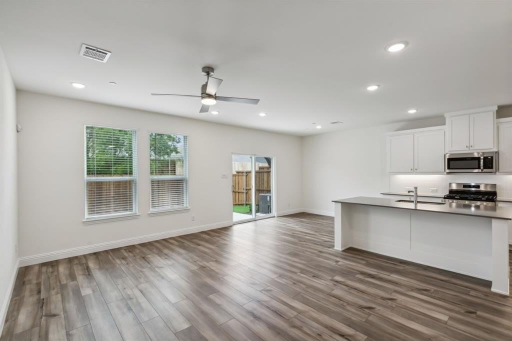 3705 Pierce Ln - Photo 5 of 26