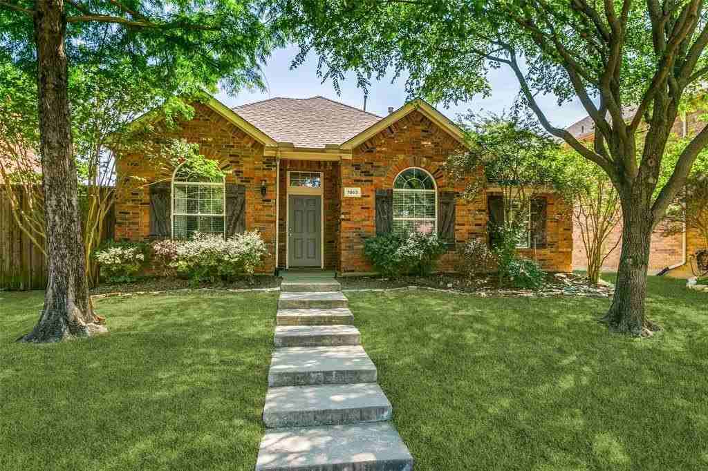 7063 Juniper Dr - Photo 2 of 23