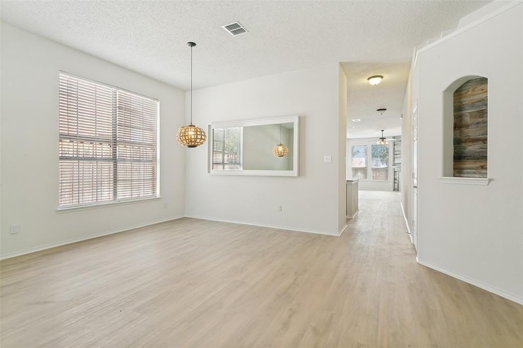 7063 Juniper Dr - Photo 4 of 23