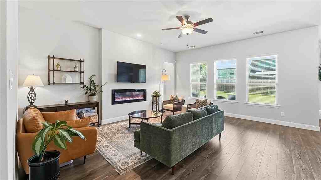 3017 Creek Meadow Dr - Photo 3 of 26