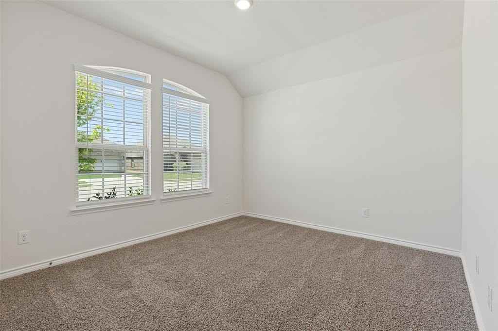 10108 Autumn Leaves Ln - Photo 4 of 29