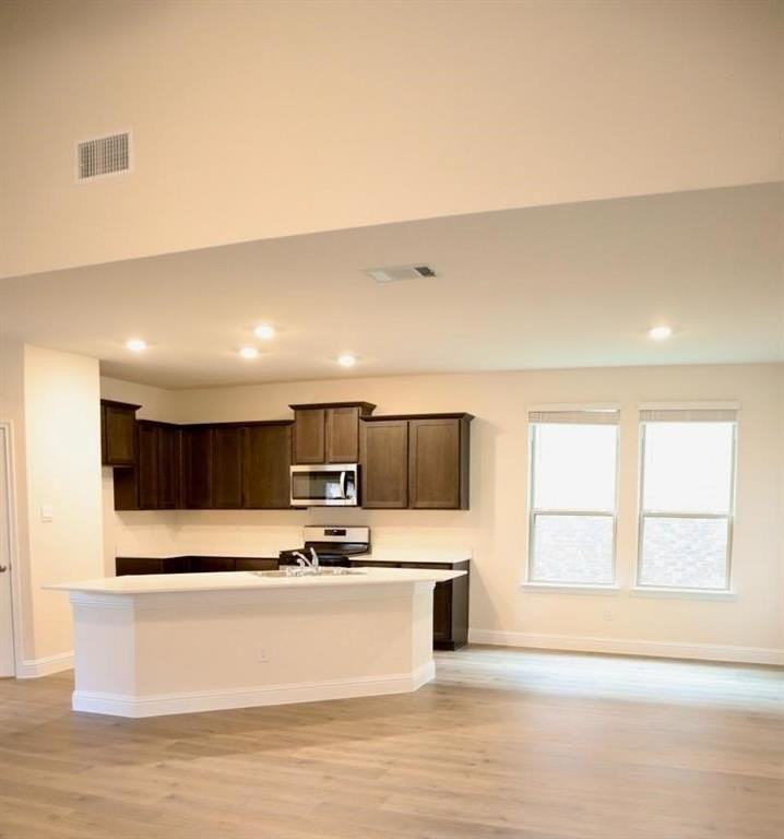 3902 Nature Ct - Photo 6 of 21