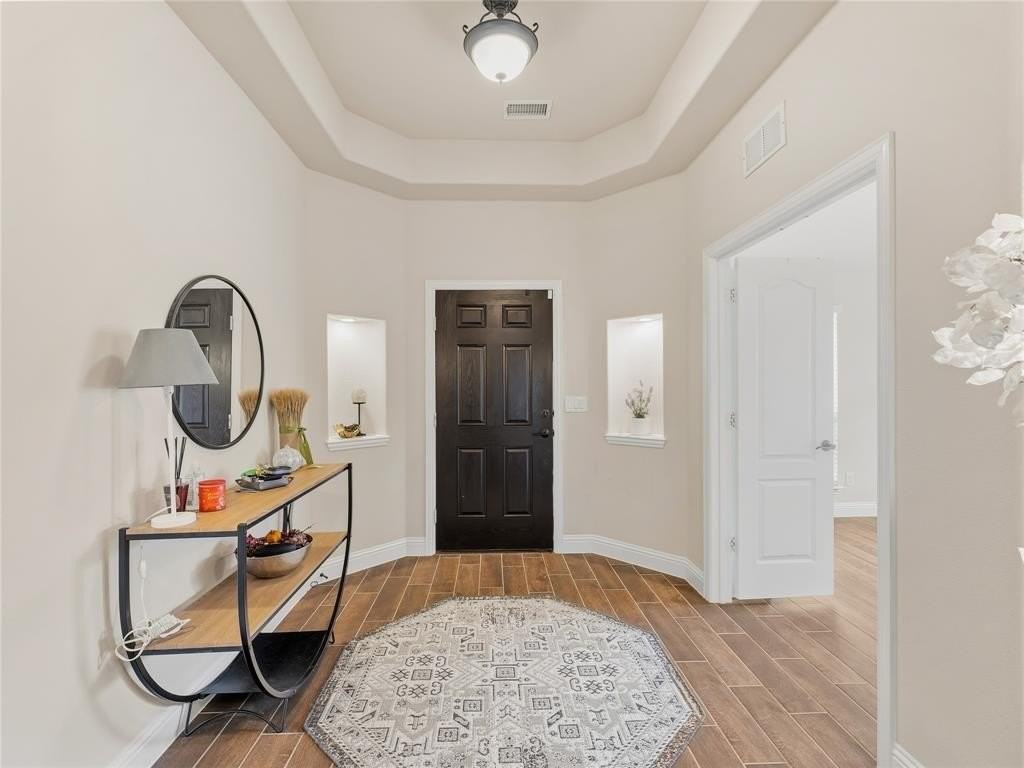 1413 Saddle Ridge Dr - Photo 3 of 35