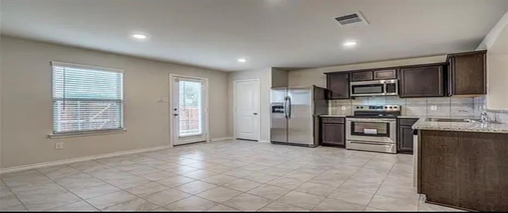 2426 Lupton St - Photo 6 of 13
