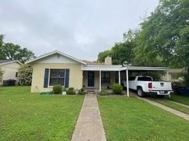 featured image of 3904 Carolyn Rd