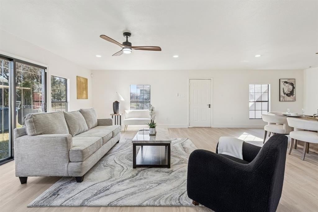 3716 Ovid Ave - Photo 6 of 22