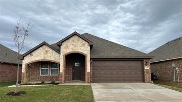 featured image of 906 Hardaway Ln