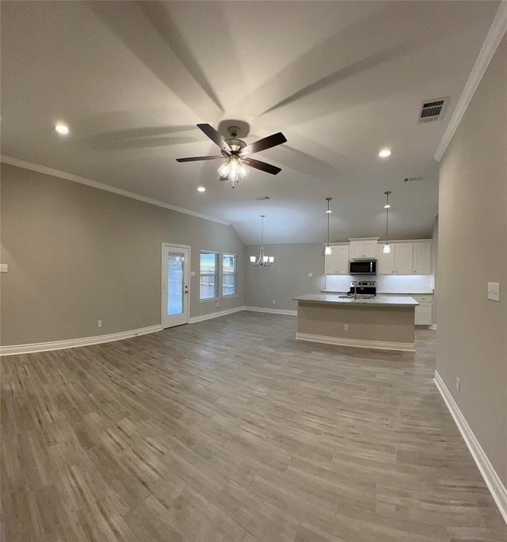 906 Hardaway Ln - Photo 4 of 21