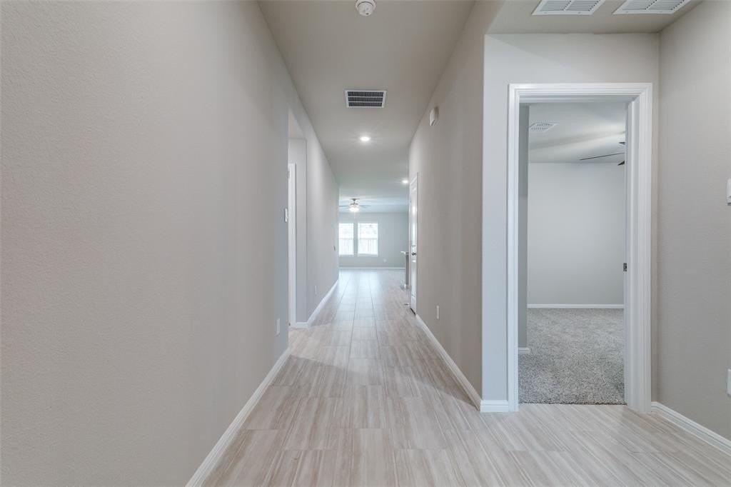 16408 Severn Ln - Photo 2 of 14