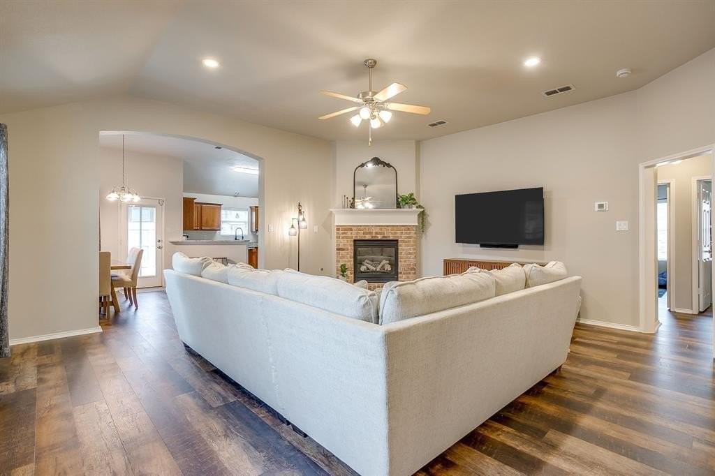 6532 Sierra Madre Dr - Photo 6 of 37