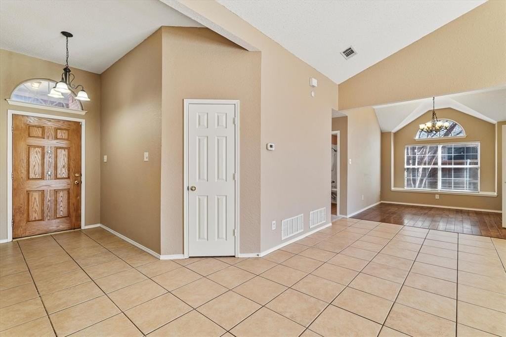 21 Durango Dr - Photo 5 of 33