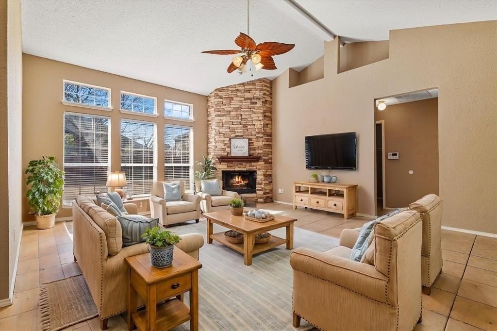 21 Durango Dr - Photo 7 of 33