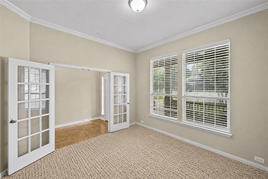 108 Nestlewood Ln - Photo 4 of 31