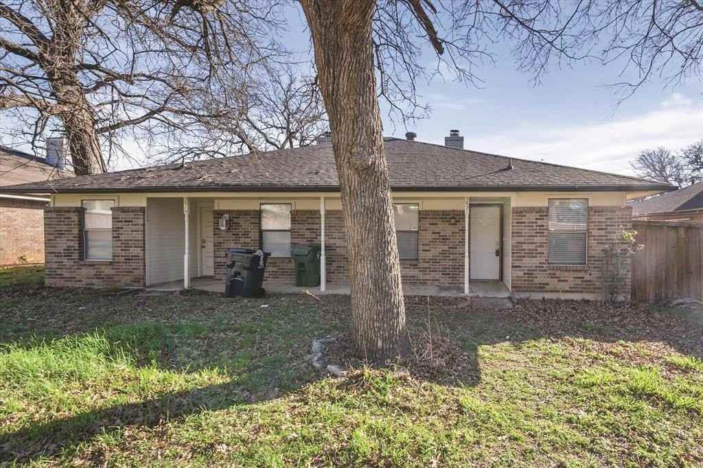 5821 Mansfield Rd - Photo 4 of 24