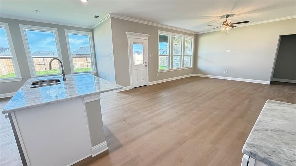 7625 Wildflower Way - Photo 5 of 15