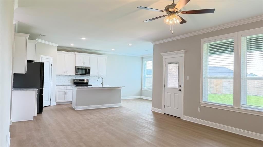 7625 Wildflower Way - Photo 6 of 15
