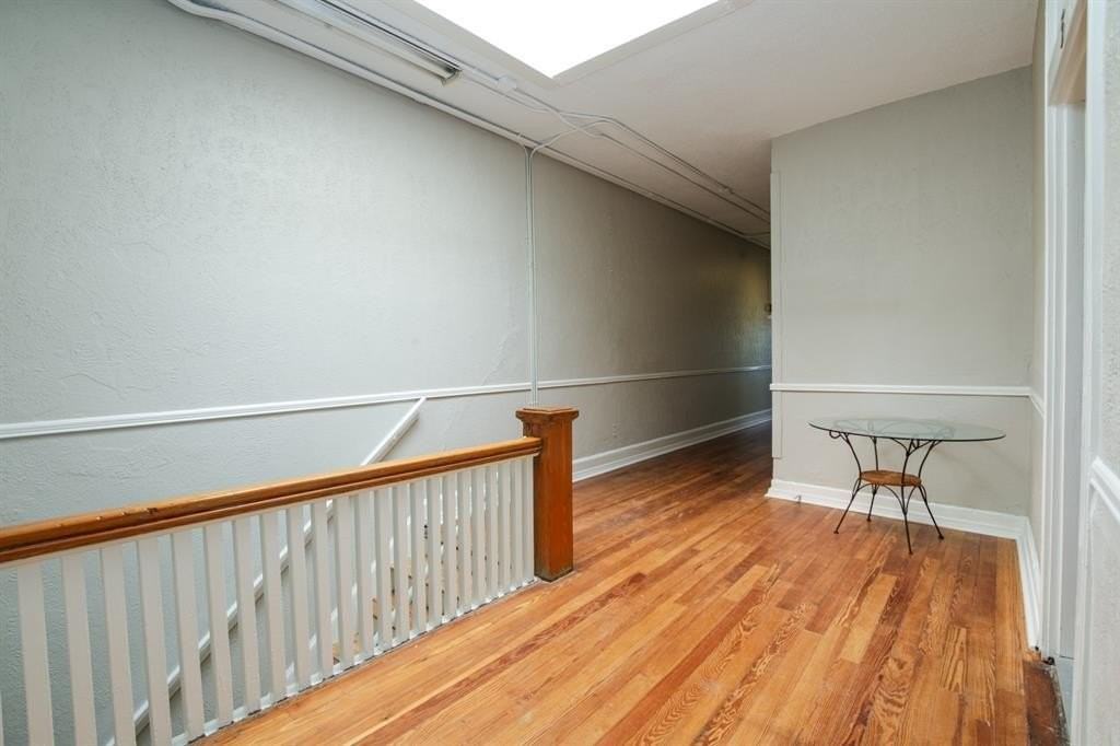 1108 S Akard St #9 - Photo 4 of 24