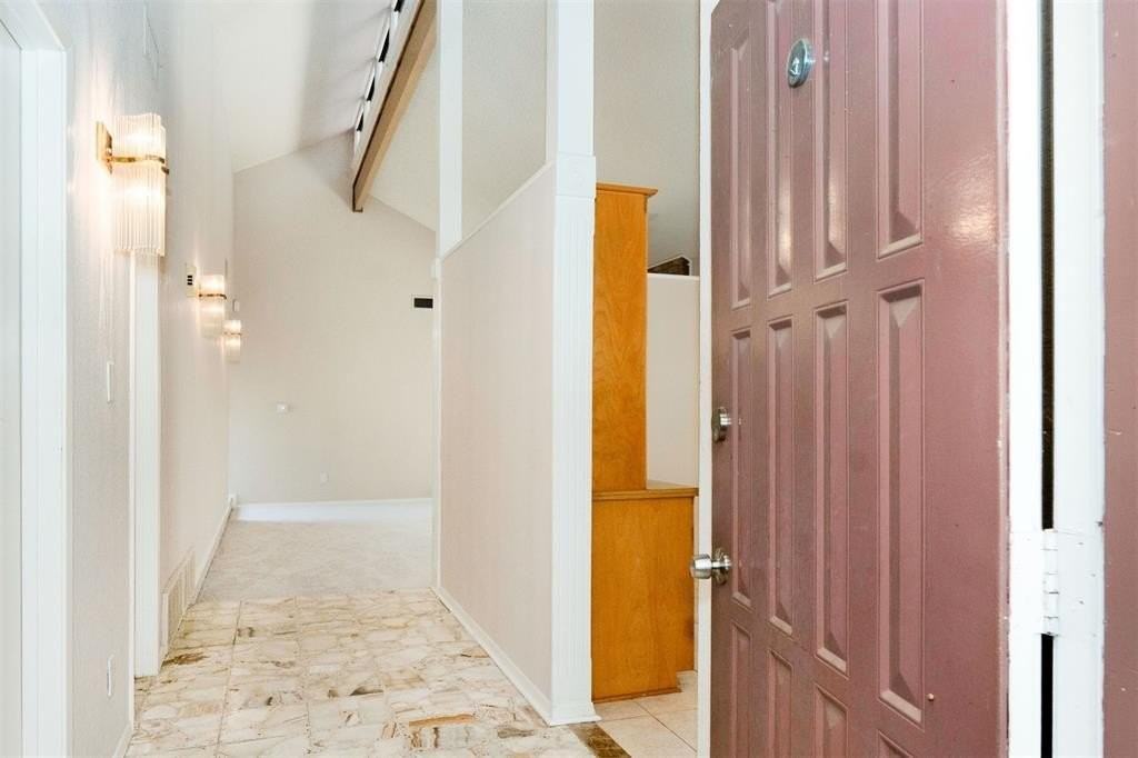 616 Placid Cir - Photo 6 of 40