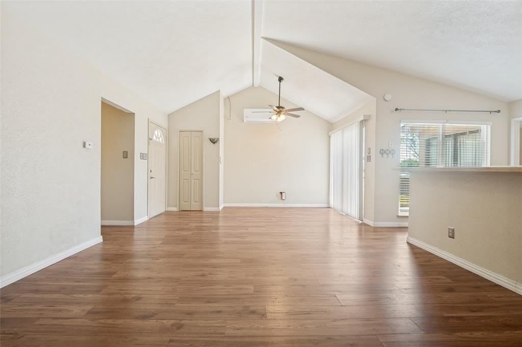 7305 Pineberry Rd - Photo 3 of 25