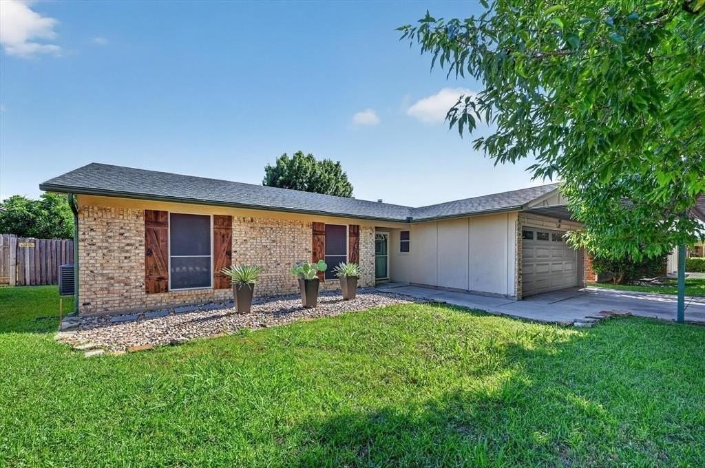 6516 Meadowview Ln - Photo 3 of 31