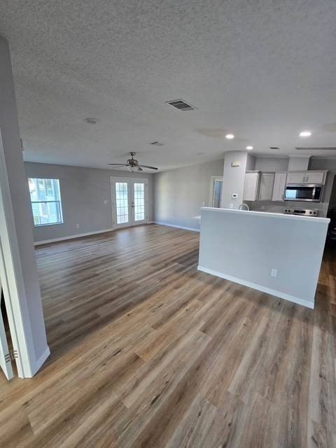 4413 Tierra Verde Pl - Photo 4 of 22